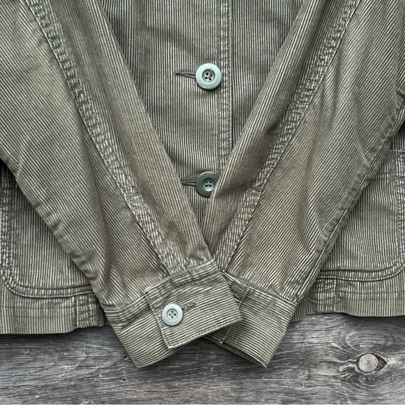 Eddie Bauer Green Cotton Corduroy Chore Coat Women’s Size Large - Picture 3 of 4